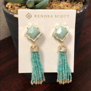 NWT Kendra Scott Misha Earrings